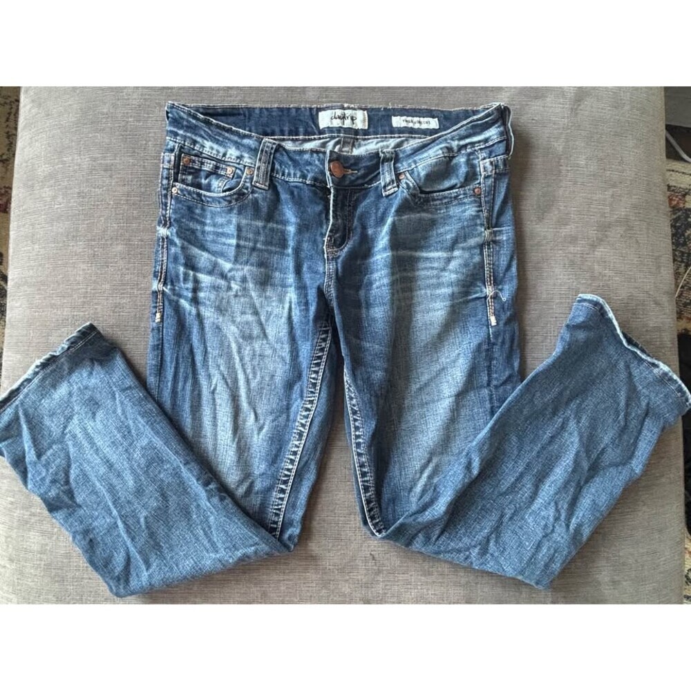 Daytrip Virgo Bootcut Jeans Women's Size 29L Medium Wash Distressed